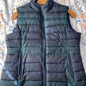 COLEBROOK ESSENTIALS puffer vest